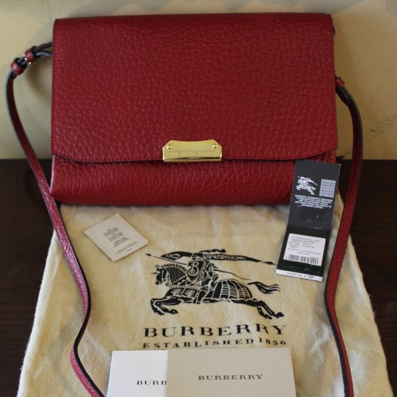 Burberry Red Leather Crossbody Clutch Bag MSRP 795 - Picture 1 of 11